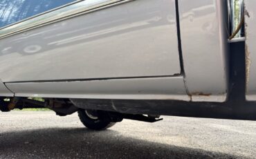 GMC-Sierra-2500-1985-11