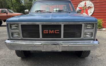 GMC-Sierra-2500-1985-2