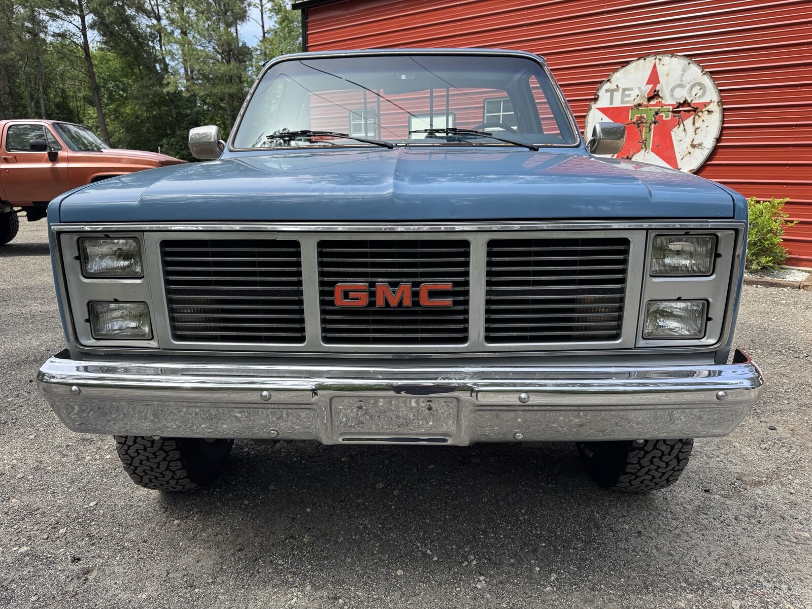GMC-Sierra-2500-1985-2