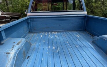 GMC-Sierra-2500-1985-20
