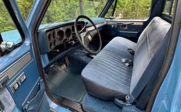 GMC-Sierra-2500-1985-23