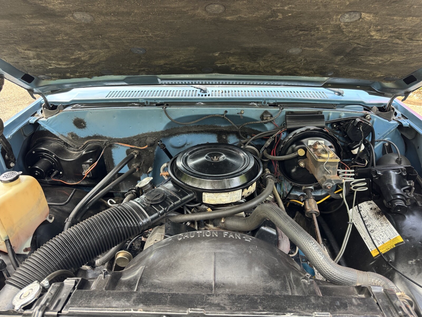 GMC-Sierra-2500-1985-37