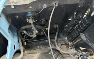 GMC-Sierra-2500-1985-38