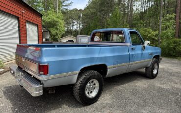 GMC-Sierra-2500-1985-6