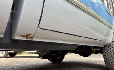 GMC-Sierra-2500-1985-8