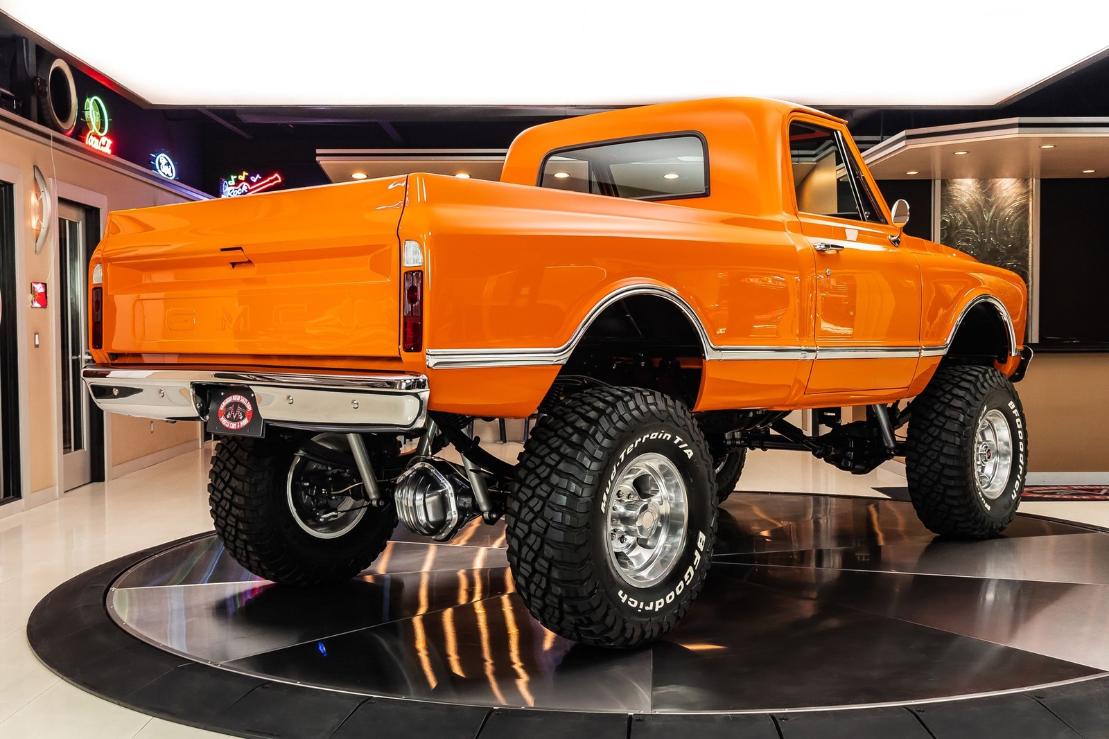 GMC-Sierra-3500-1967-Pickup-Truck-12