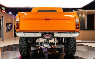 GMC-Sierra-3500-1967-Pickup-Truck-14