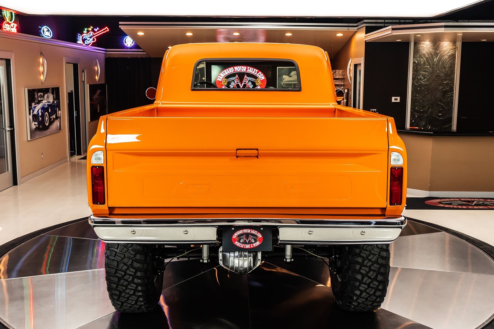 GMC-Sierra-3500-1967-Pickup-Truck-15