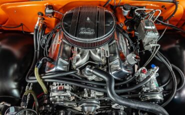 GMC-Sierra-3500-1967-Pickup-Truck-3