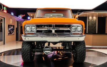 GMC-Sierra-3500-1967-Pickup-Truck-7