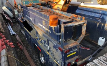 GMC-Sierra-3500-1981-Cab-Chassis-2