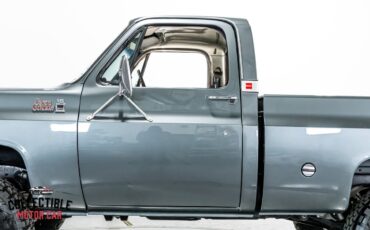 GMC-Sierra-K1500-1977-Pickup-Truck-37