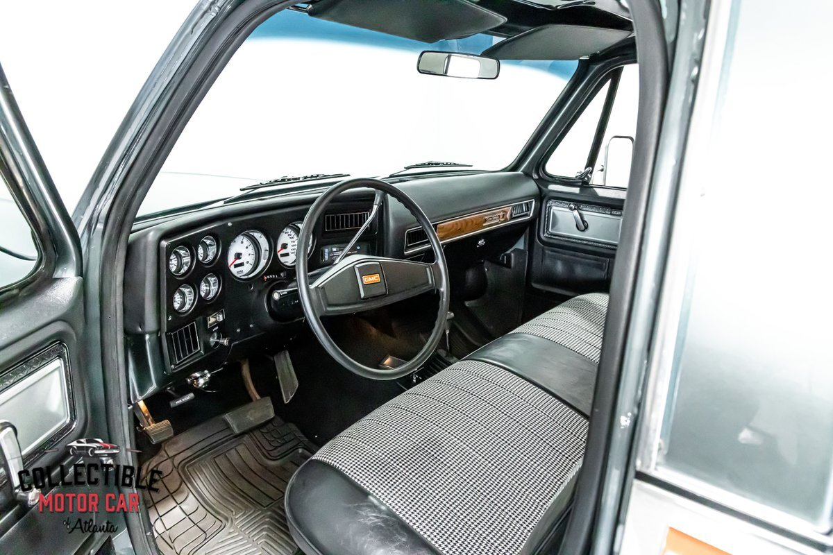 GMC-Sierra-K1500-1977-Pickup-Truck-4