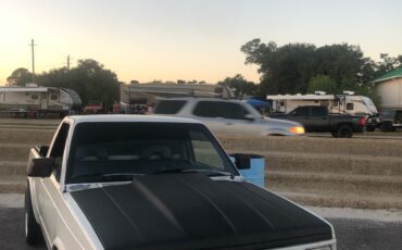 GMC-Sonoma-1993-4