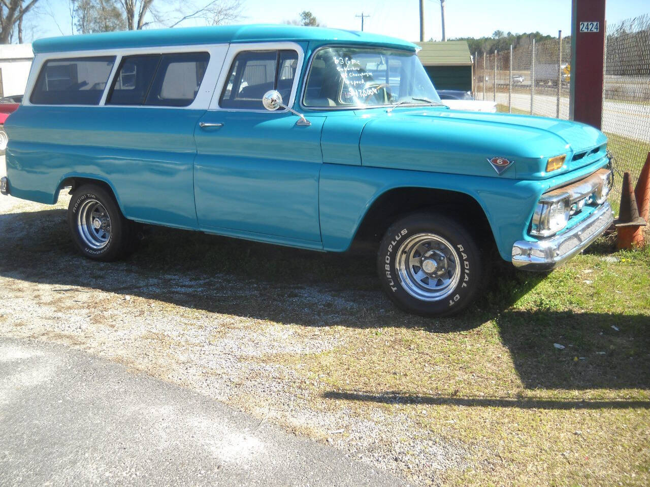 GMC-Suburban-1963-Full-Size