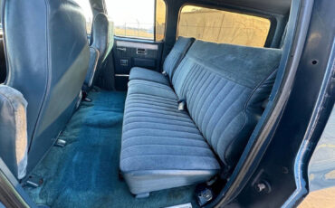GMC-Suburban-1987-SUV-10
