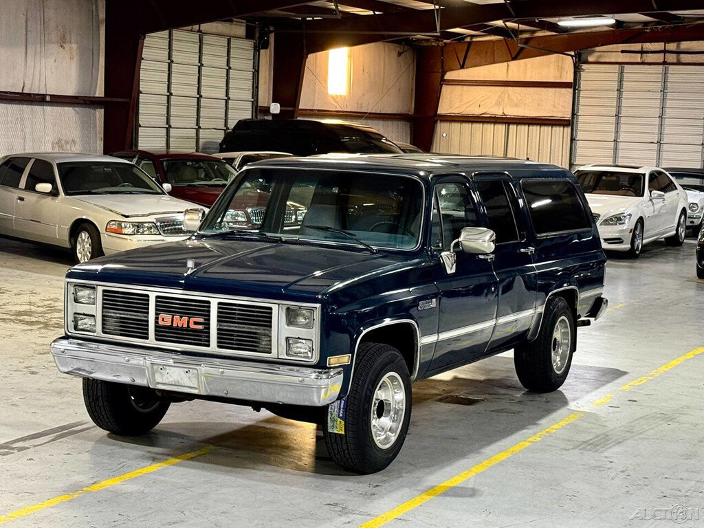 GMC-Suburban-1987-SUV-15
