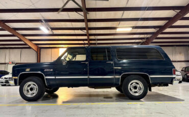 GMC-Suburban-1987-SUV-16