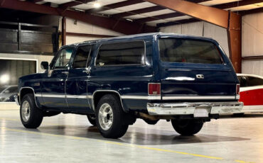 GMC-Suburban-1987-SUV-19