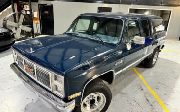 GMC-Suburban-1987-SUV-3