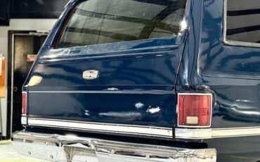 GMC-Suburban-1987-SUV-4