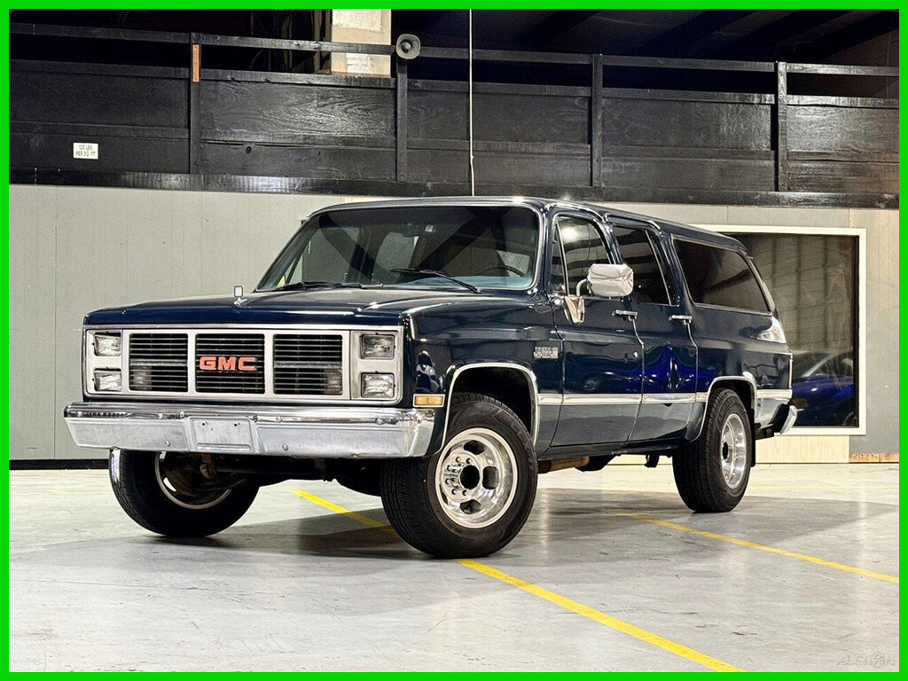 GMC-Suburban-1987-SUV