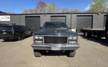 GMC-Suburban-1990-2
