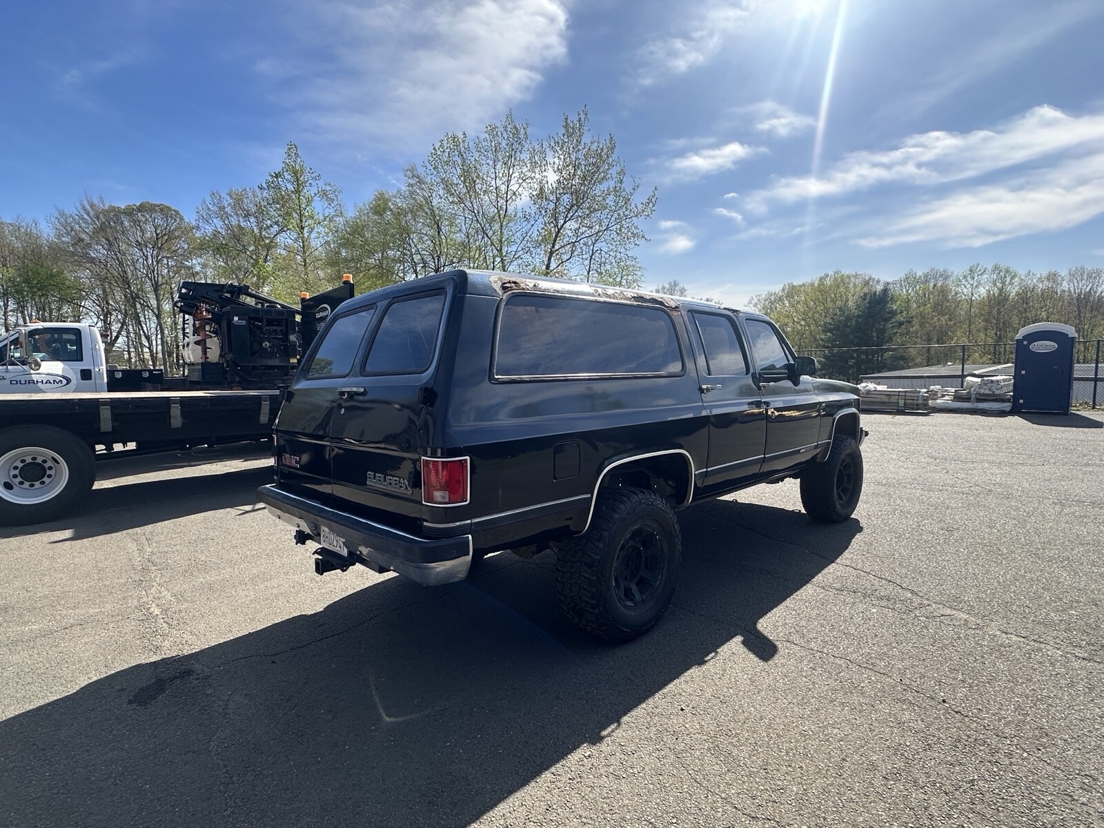 GMC-Suburban-1990-5