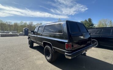 GMC-Suburban-1990-7