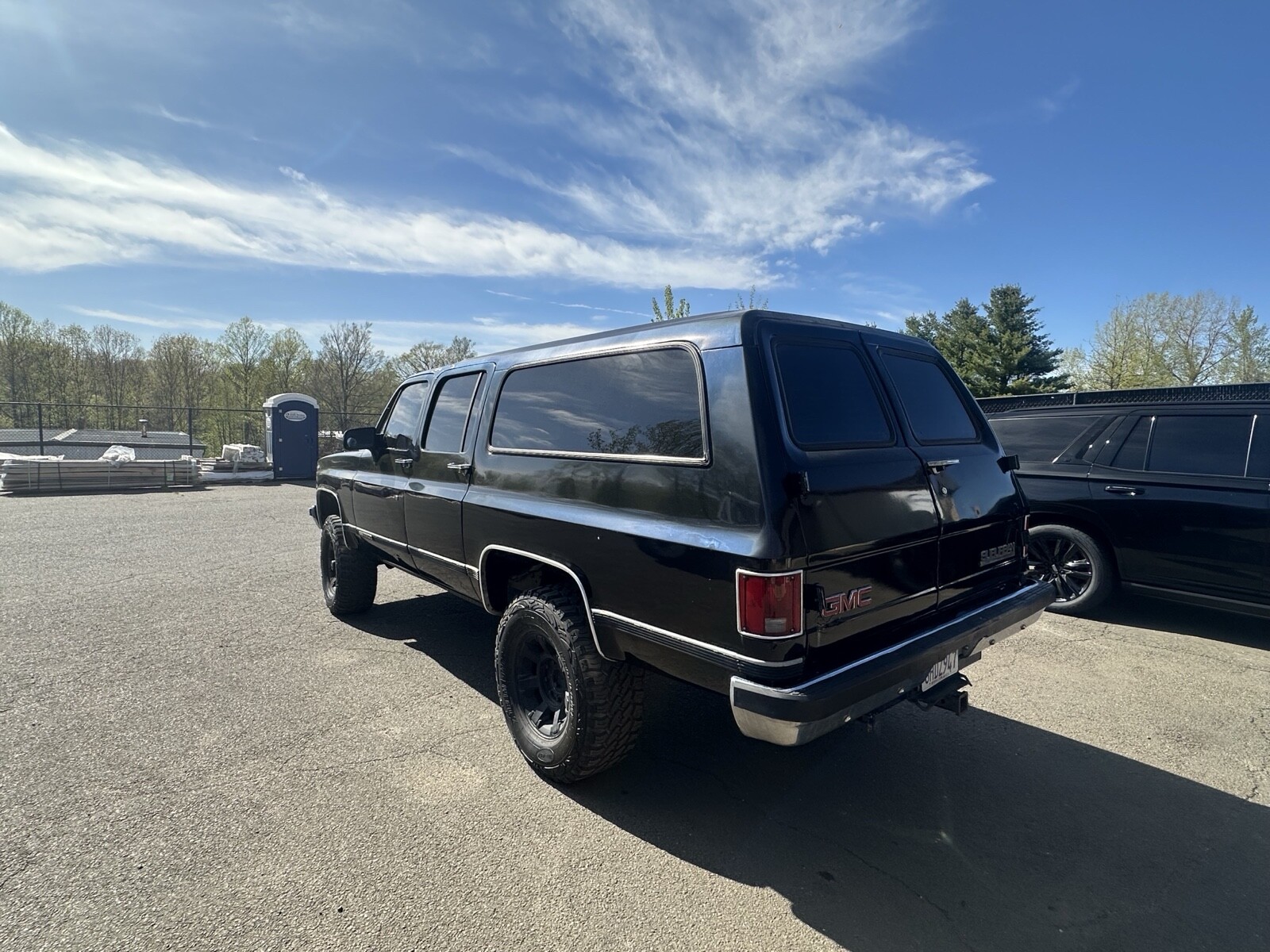 GMC-Suburban-1990-7
