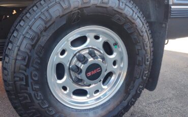 GMC-Suburban-1993-SUV-12