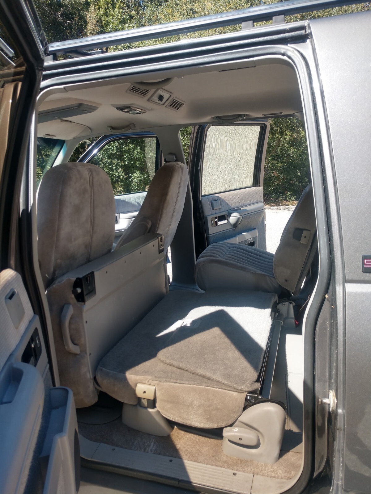 GMC-Suburban-1993-SUV-7