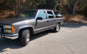 GMC-Suburban-1993-SUV-8