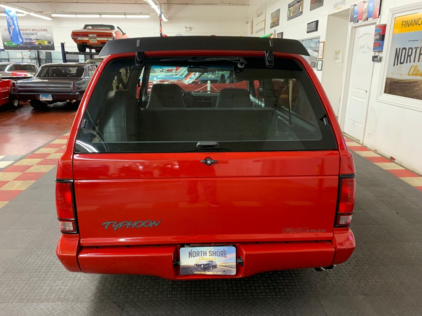 GMC-Typhoon-1992-SUV-10