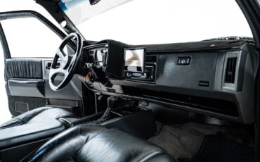 GMC-Typhoon-1992-SUV-18