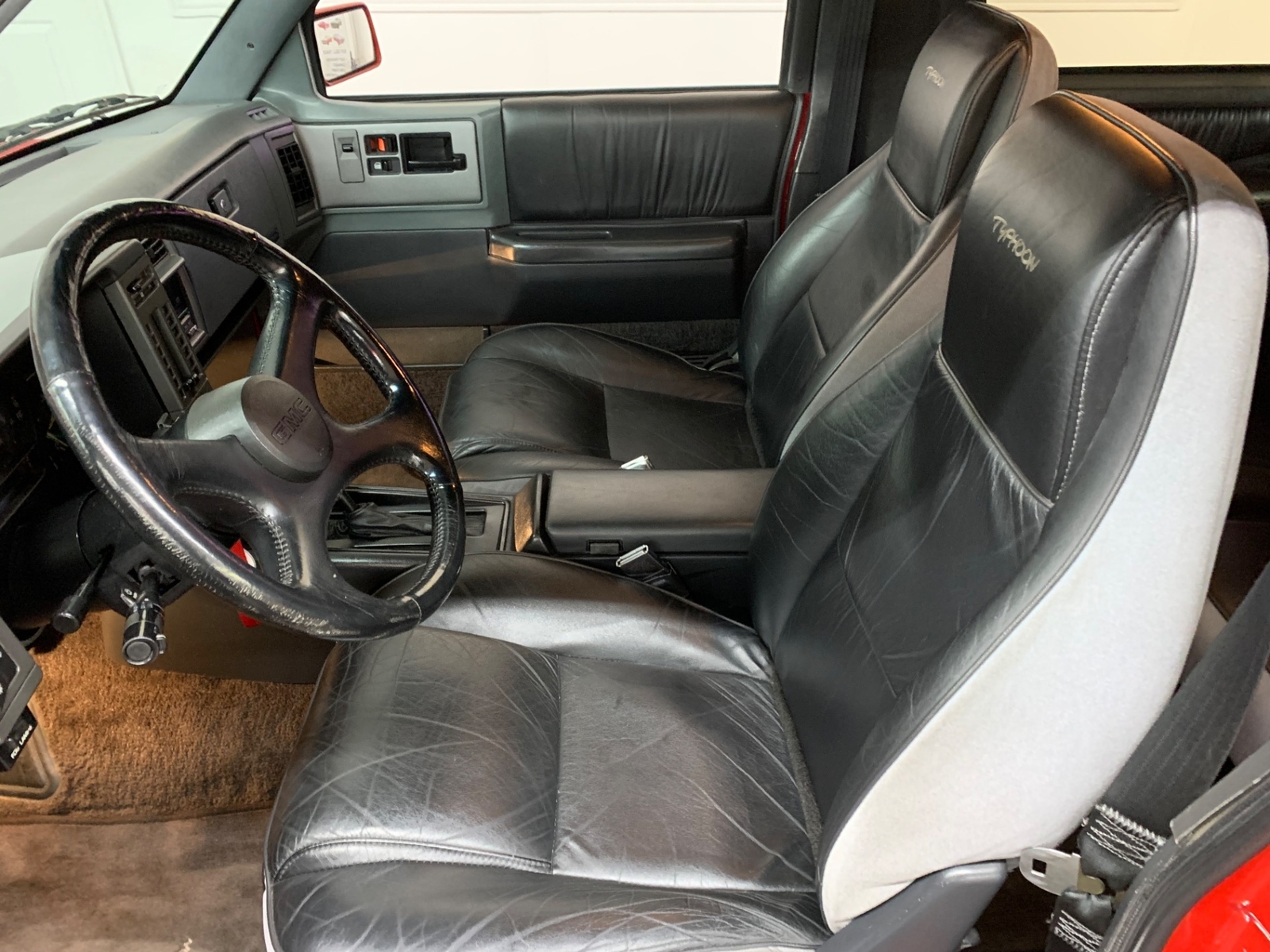 GMC-Typhoon-1992-SUV-22