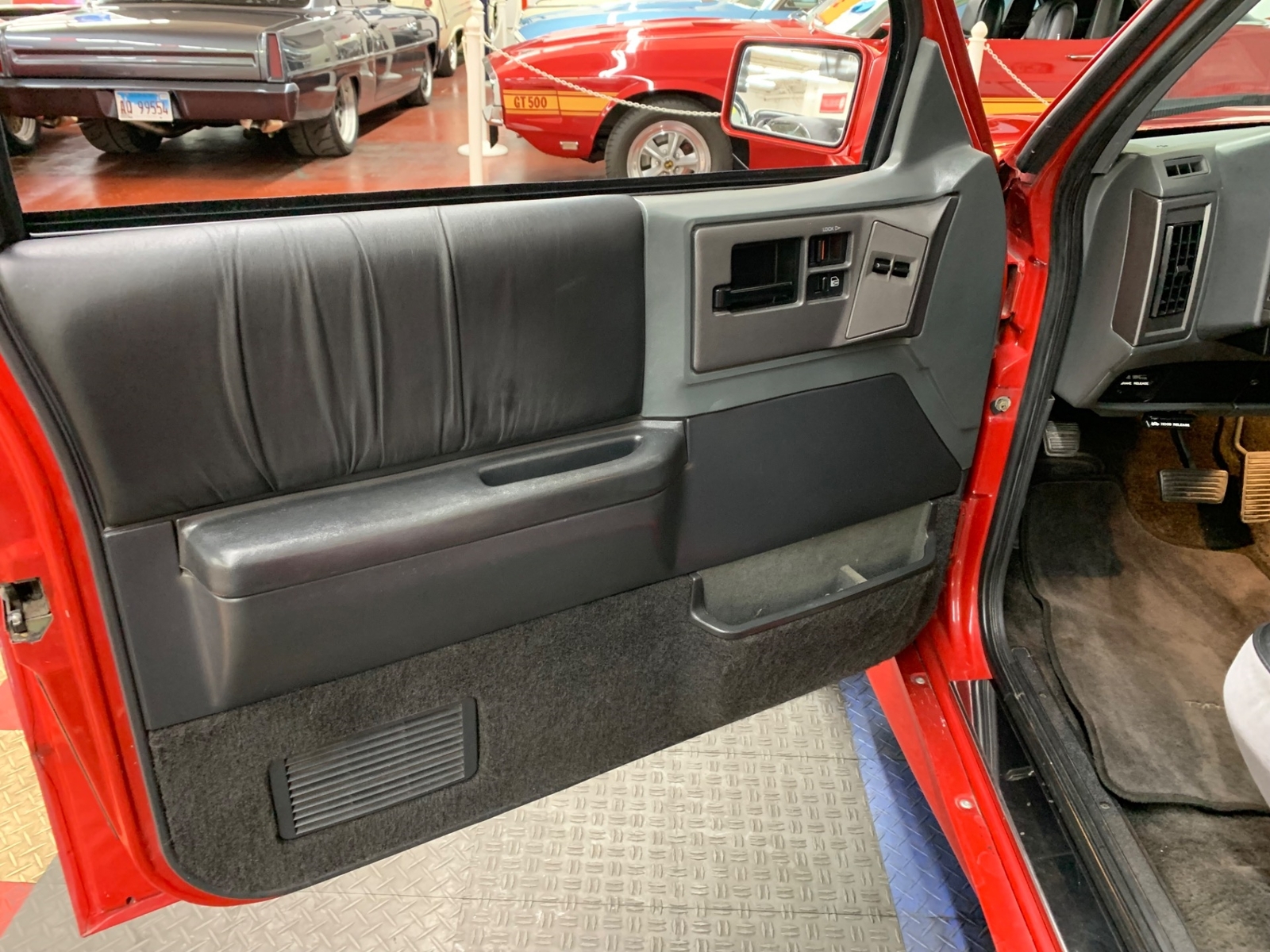 GMC-Typhoon-1992-SUV-26