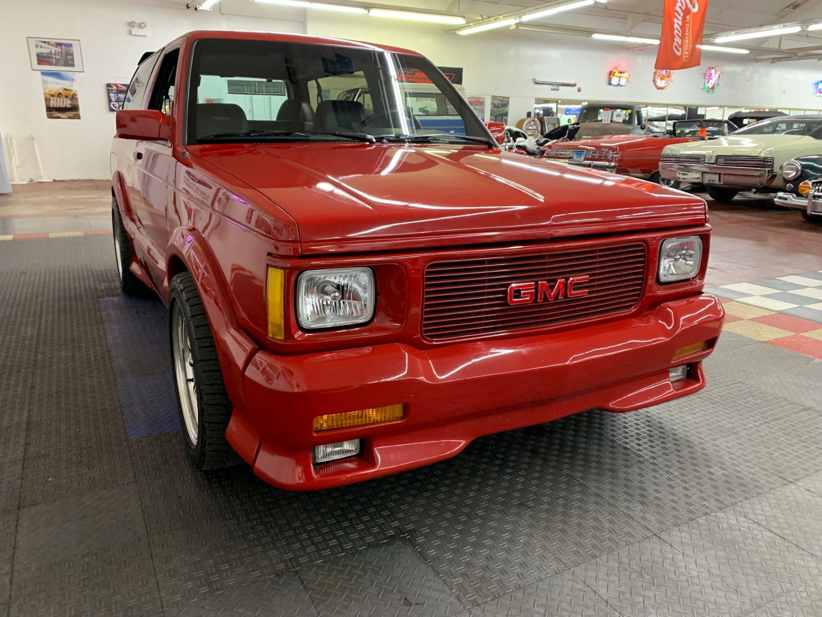 GMC-Typhoon-1992-SUV-4