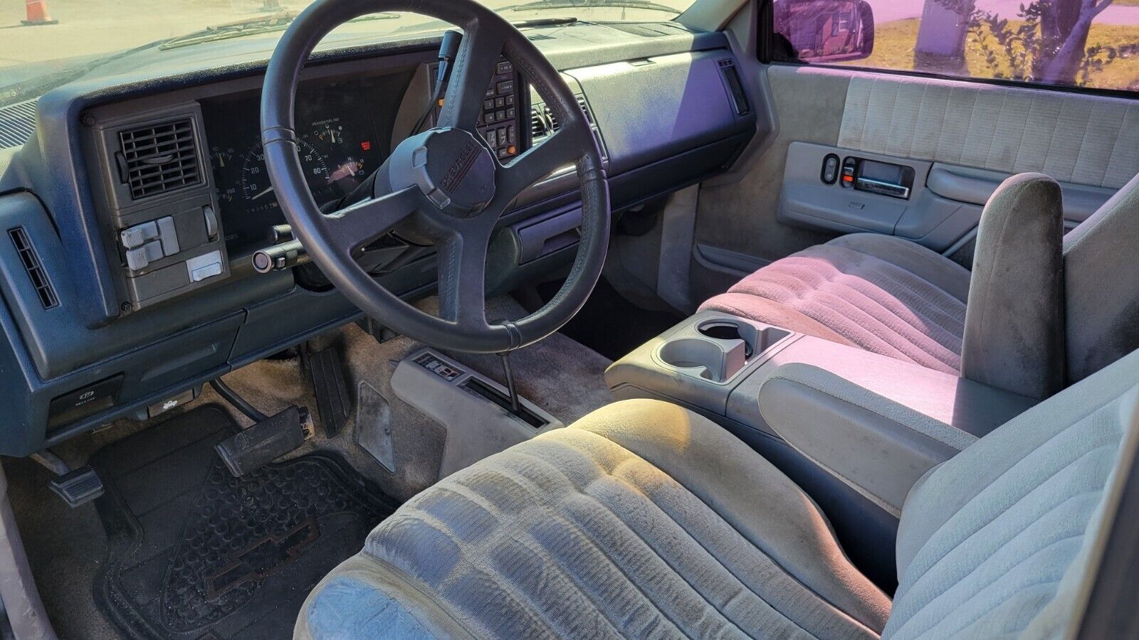 GMC-Yukon-1994-SUV-11