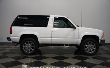 GMC-Yukon-1994-SUV-17