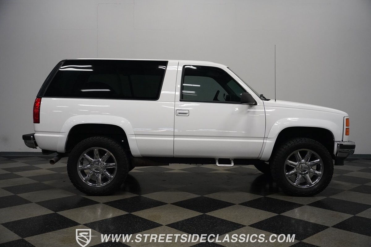 GMC-Yukon-1994-SUV-17