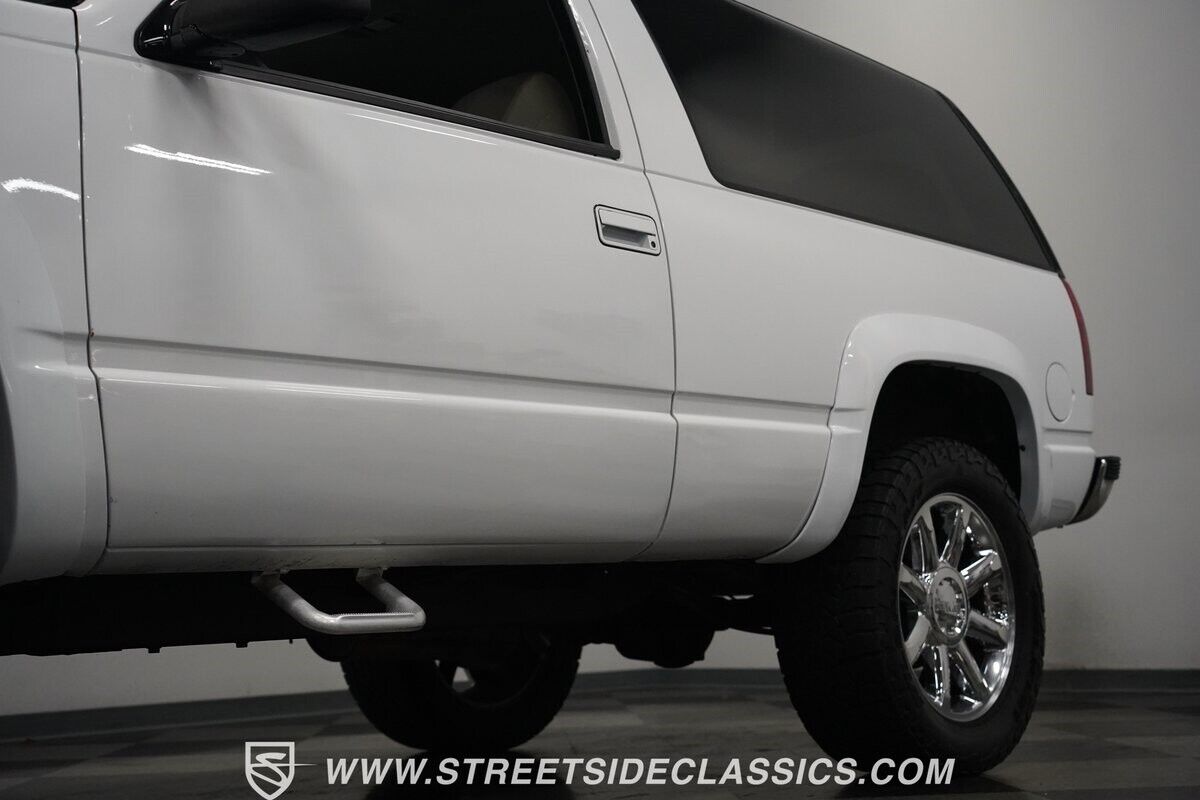 GMC-Yukon-1994-SUV-26