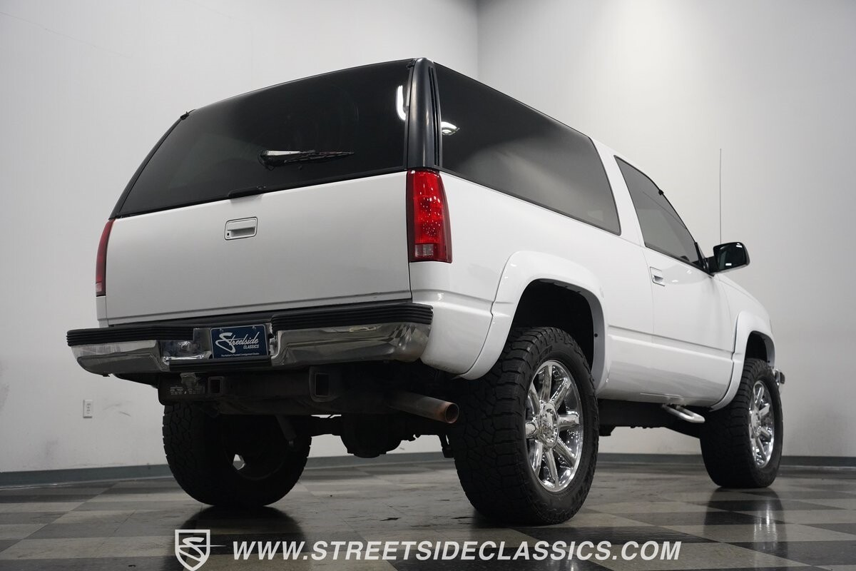 GMC-Yukon-1994-SUV-32