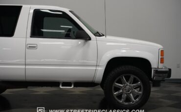 GMC-Yukon-1994-SUV-35