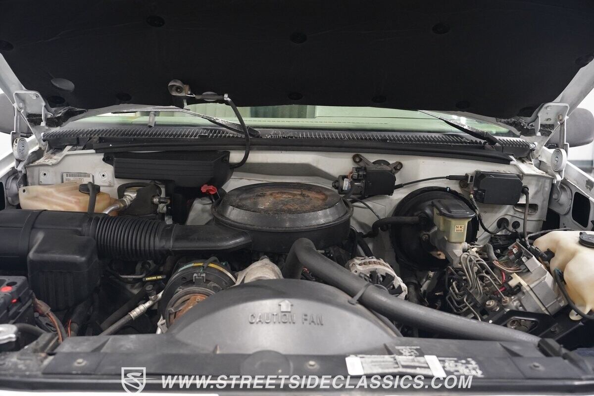 GMC-Yukon-1994-SUV-38