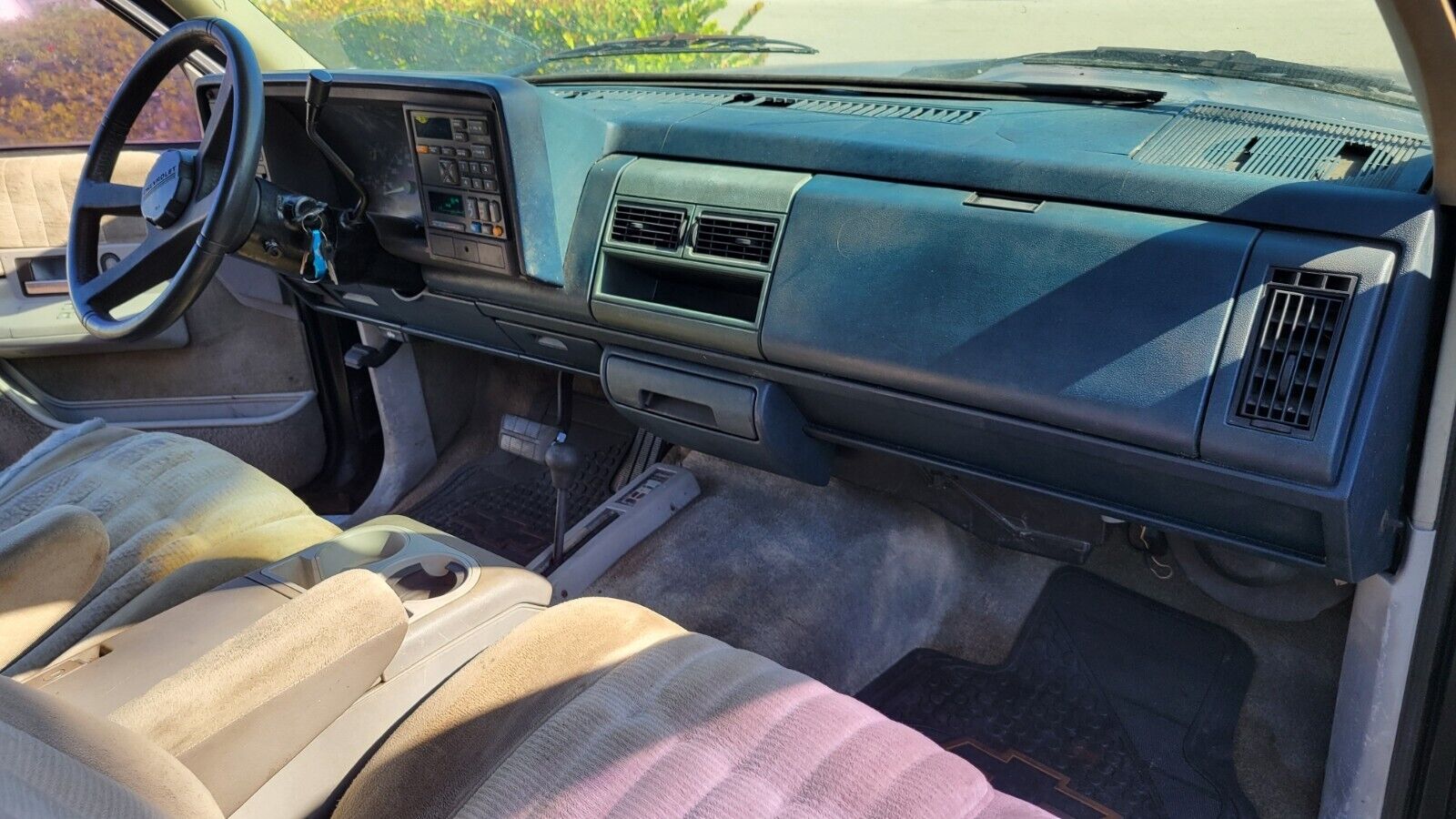 GMC-Yukon-1994-SUV-7