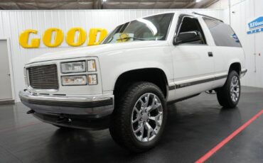 GMC-Yukon-1995-SUV-1