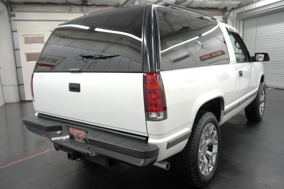GMC-Yukon-1995-SUV-15