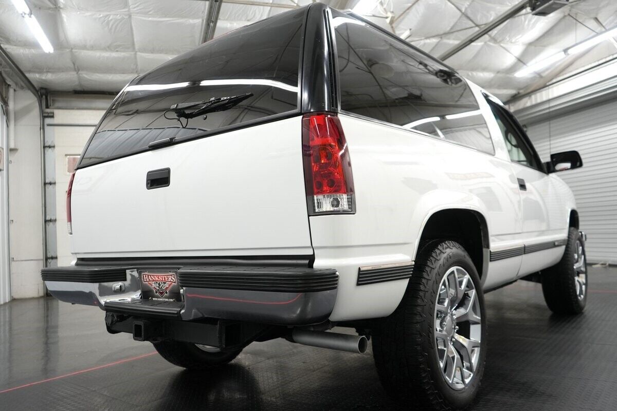 GMC-Yukon-1995-SUV-16