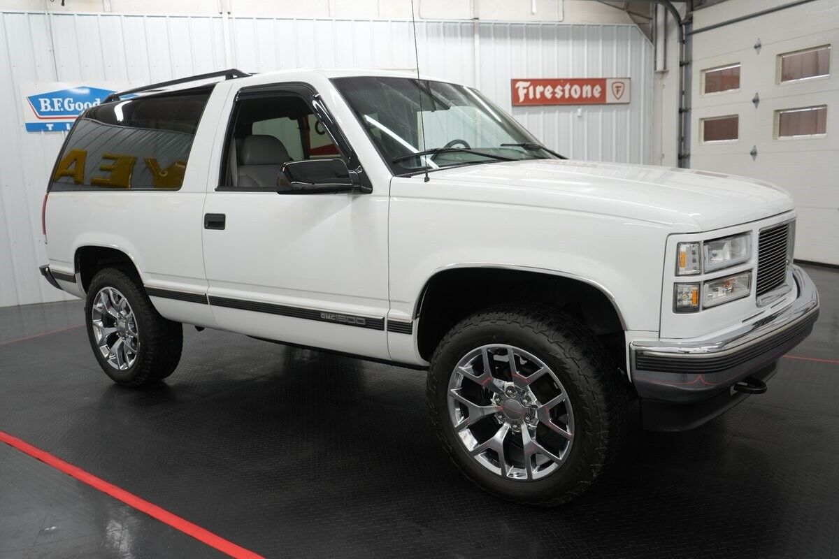 GMC-Yukon-1995-SUV-19